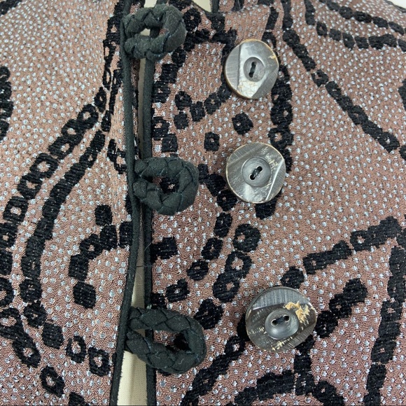 Quadrille heavy knit embroidered big button blazer - Picture 3 of 12